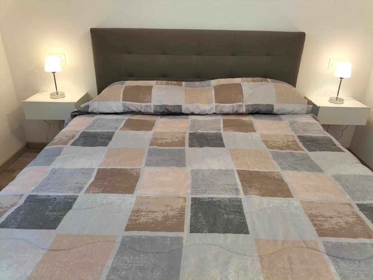 Casa Nax Apartment Terni Bagian luar foto