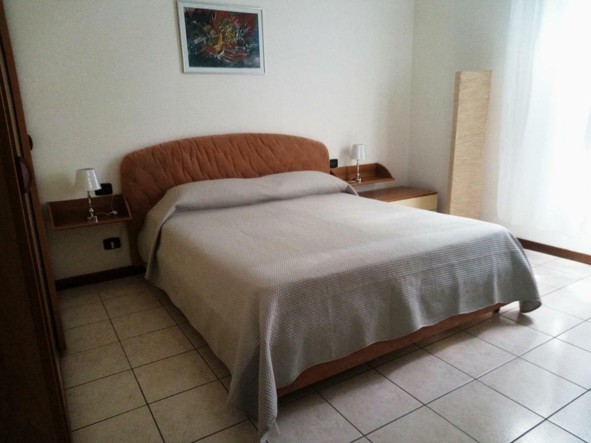 Casa Nax Apartment Terni Bagian luar foto