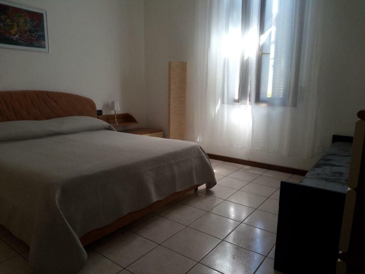 Casa Nax Apartment Terni Bagian luar foto