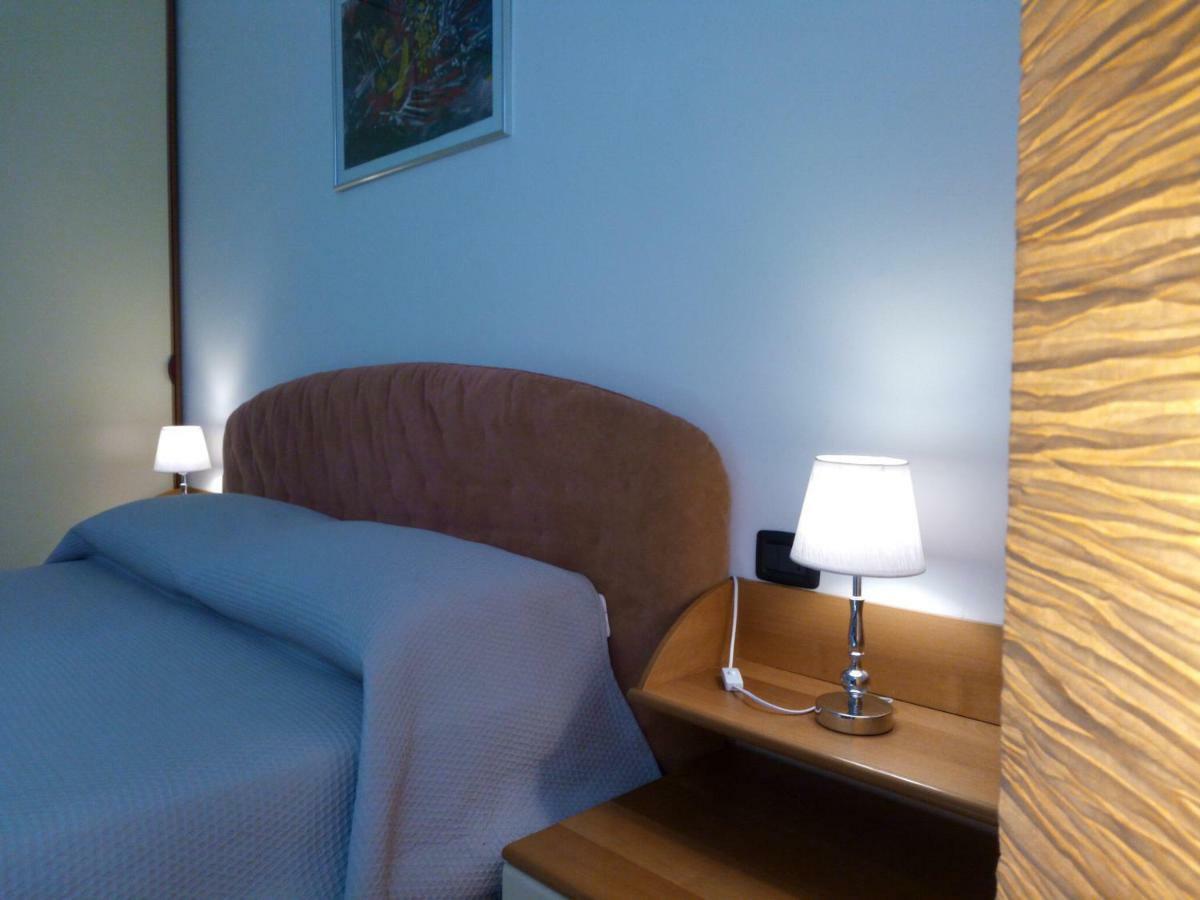 Casa Nax Apartment Terni Bagian luar foto
